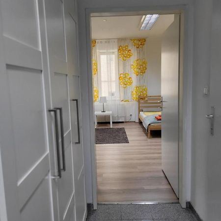 Budget Studio Near Prater Wien Exteriör bild